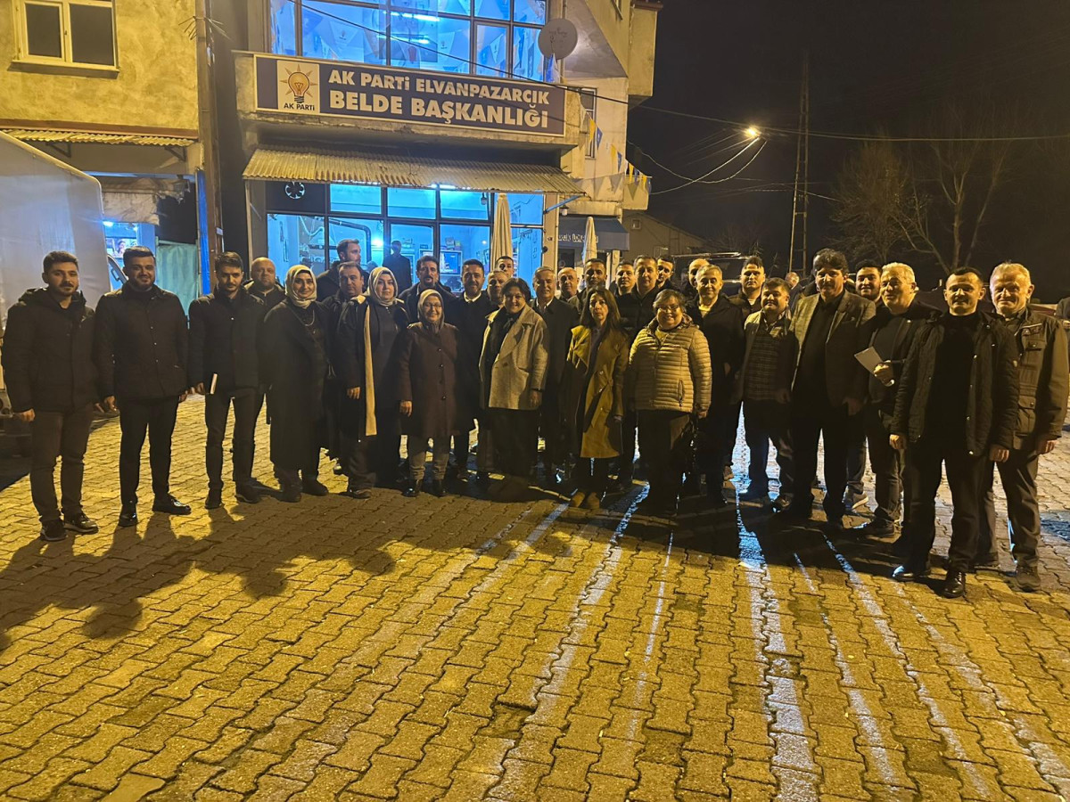 AK Parti Merkez İlçe, Elvanpazarcık'a çıkartma yaptı