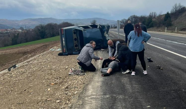 Kontrolden çıkan otomobil takla attı: 1 yaralı