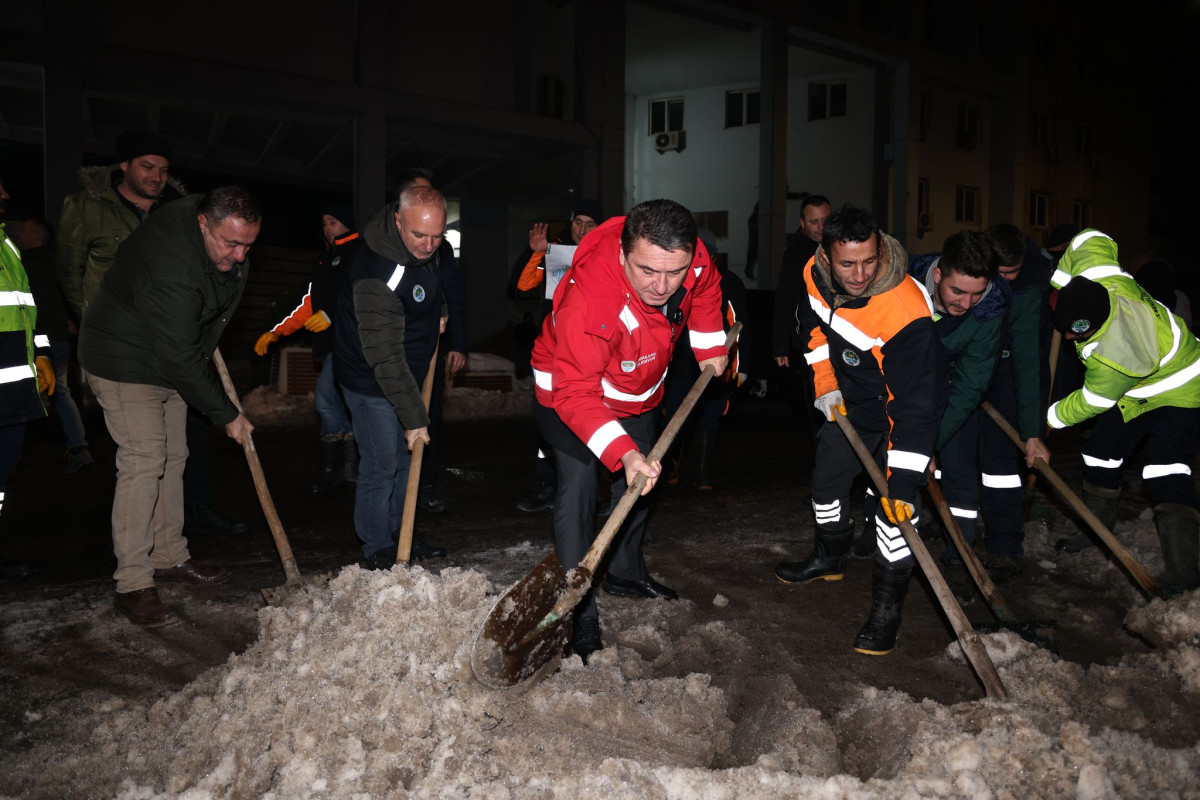 Krizi yönetemeyen Belediye Başkanı: Yapılanlar sosyal medya belediyeciliğinden ibaret!