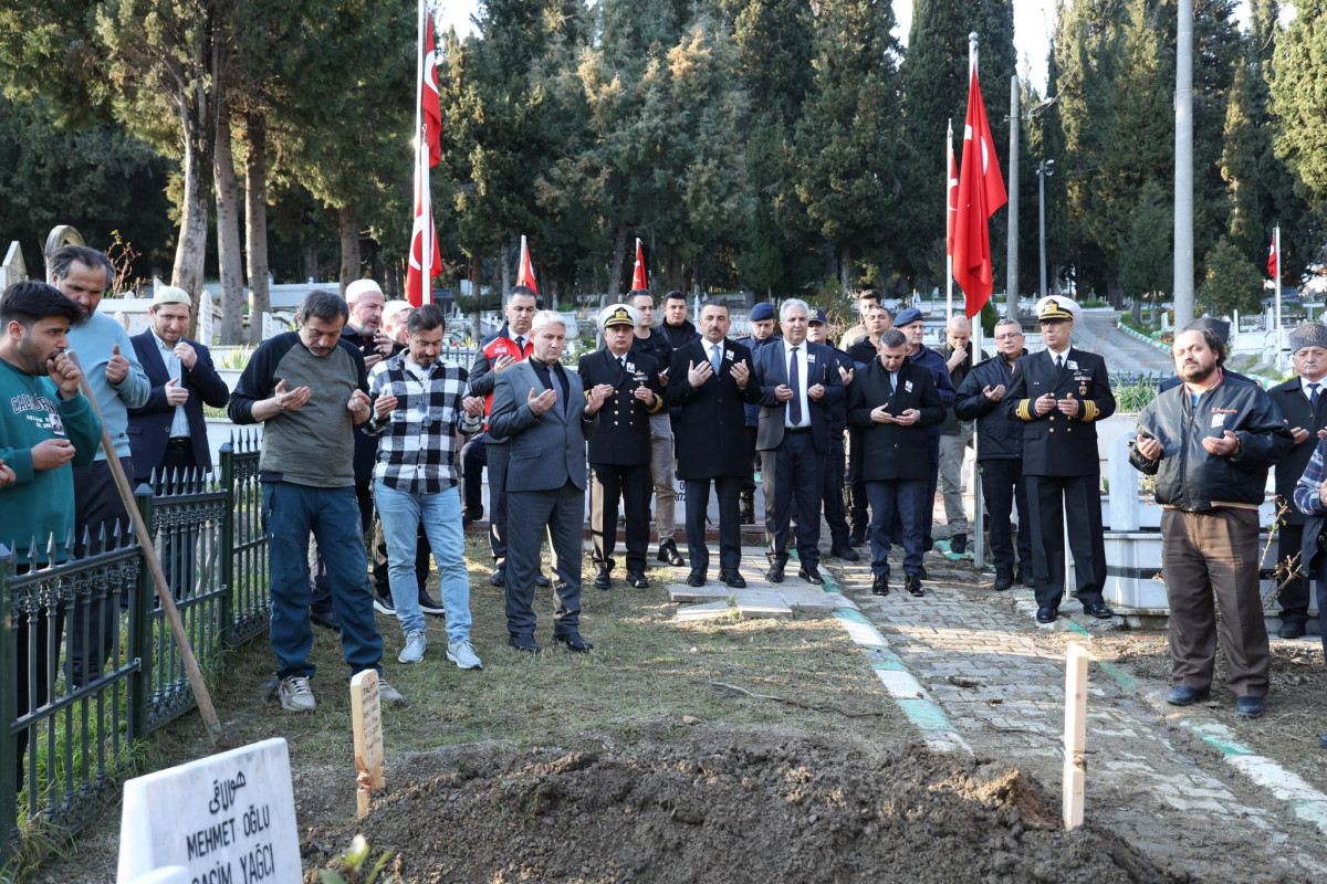 Vali Osman Hacıbektaşoğlu, Kıbrıs Gazisi Talat Karaduman’ın Cenaze Törenine Katıldı